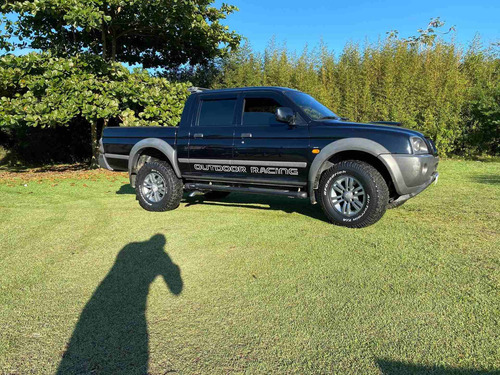 Mitsubishi L200 2007 2.5 Sport Hpe Cab. Dupla 4x4 Aut. 4p
