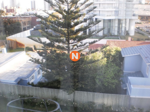 Apartamento En Venta Y Alquiler, Mansa, Punta Del Este, 3 Dormitorios.- Ref: 155093