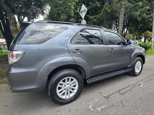 Toyota Fortuner 2.7l