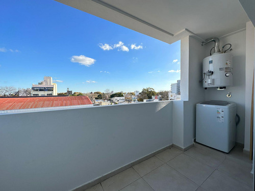 Departamento En Alquiler Con Muebles. 18 E/62 Y 63