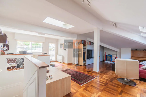 Venta De Casa Con 4 Dormitorios En Punta Carretas