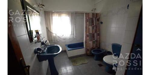 Imagen 20 de 30 de Casa - Adrogue