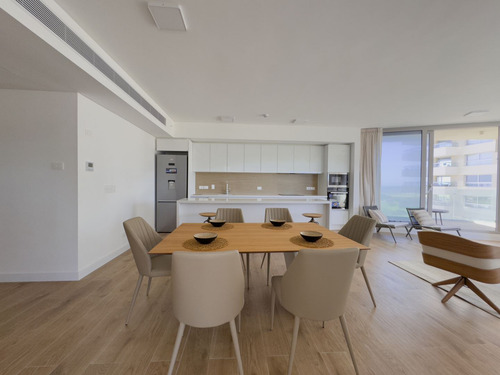 Trump Tower En Venta 2 Dormitorios - Punta Del Este Brava