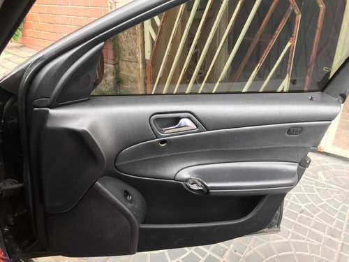 Mercedes-benz Classe C 1.8 Classic Kompressor 4p 2006