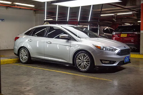 Ford Focus 2.0 Titanium