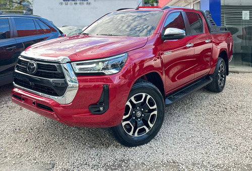 Toyota Hilux Srv 2023