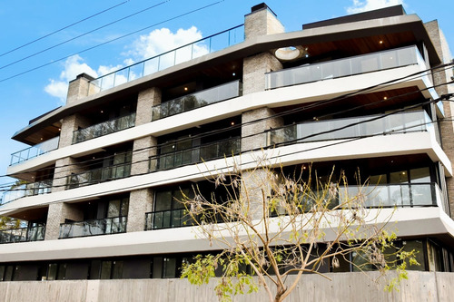 Aivi I - Parque Leloir : Duplex 3 Ambientes + Jardin