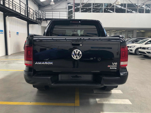 Imagen 11 de 25 de Volkswagen Amarok 2023 3.0 V6 Extreme Black Style