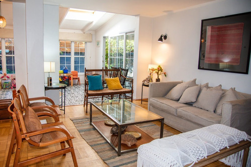 Casa En Condominio En Venta 4 Dorm. Y Estar Lo Barnechea