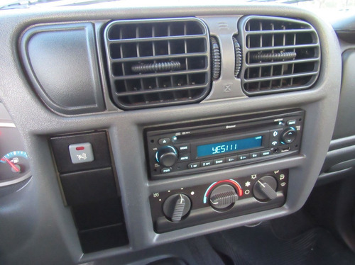 Imagem 11 de 20 de Chevrolet S10 2.4 Mpfi Executive 4x2 Cd 8v