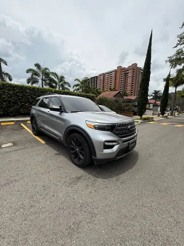 Ford Explorer Xlt 2020 Automática Único Dueño 7 Puestos 4x4