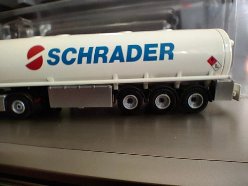 Imagen 8 de 10 de Camion Schuco, Escala H0, Mercedes Benz Con Acopl, 452207000