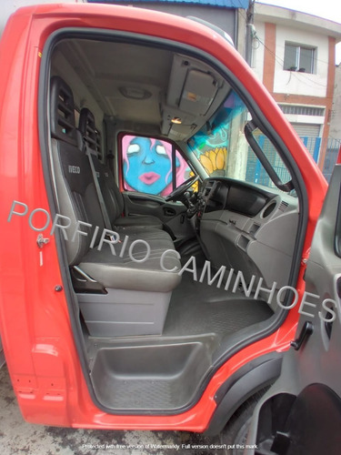 Imagem 7 de 15 de Iveco 35s14