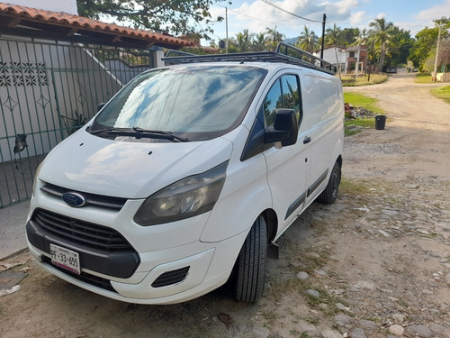 Imagen 1 de 10 de Ford Transit 2015 2.2 Van Corta Techo Bajo Aa Custom Mt