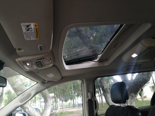 Imagen 15 de 15 de Chrysler Town & Country Limited 2012