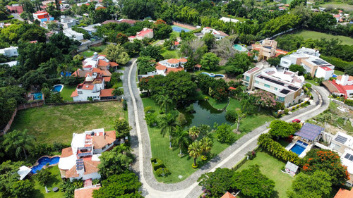 Terreno En Fraccionamiento Con Seguridad En Jiutepec