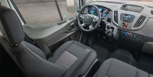 Imagen 14 de 15 de Ford Transit Minibus 17+1 2.2 Tdci 135cv 2022