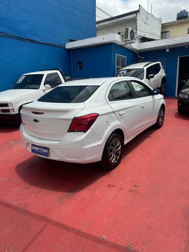 Chevrolet Onix plus Black Editions 1.0 8v FLEX