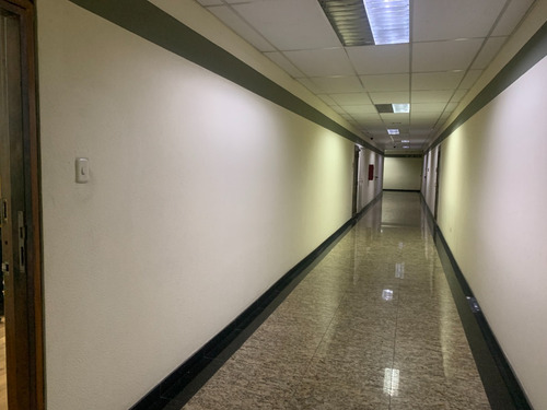 Centro Empresarial Miranda -los Ruices- Oficina En Alquiler
