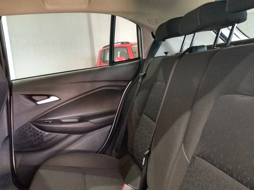 Imagem 8 de 8 de Chevrolet Onix 1.0 Flex Lt Manual