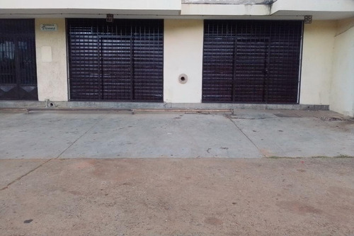 Se Vende Local Comercial En San Blas Edificio Venus 