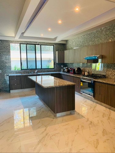 Imagen 8 de 14 de Impresionante Casa En Bosques De Las Lomas