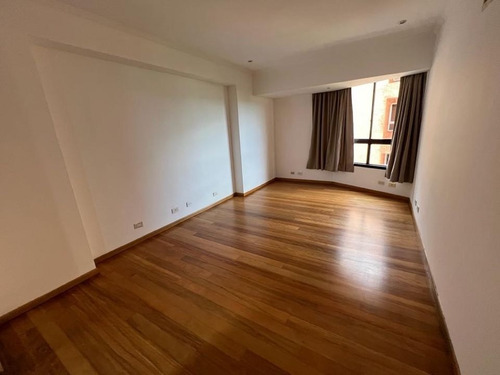 Imagen 15 de 18 de Alquilo Apto 380m2 5h/6b/3p Vista Colinas De Valle Arriba 8379