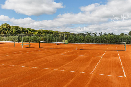 Lote Perimetral Bueno #200-300 - San Sebastian - Area 11 - 888m2 #id 3035