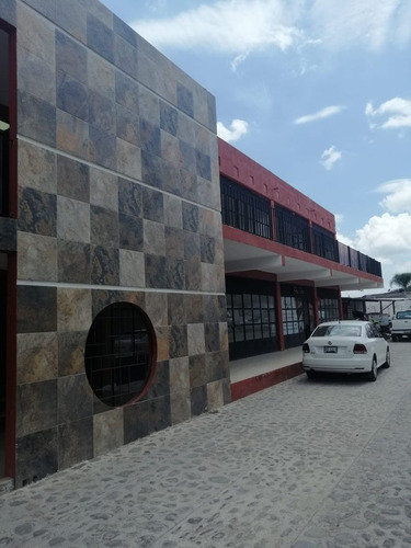 Imagen 2 de 9 de Renta De Local En San Juan Del Rio