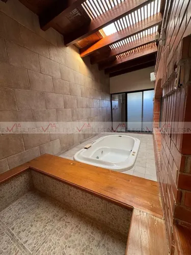 Nueva Madero, Cadereyta