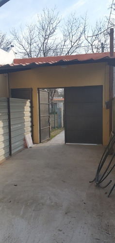 Imagen 11 de 14 de Máximo Tajes Y Lancasteriana, Casa Reciclada A Estrenar.