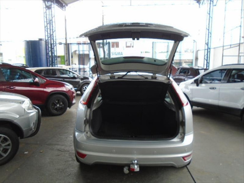 Imagem 12 de 14 de Ford Focus 2.0 Titanium Hatch 16v