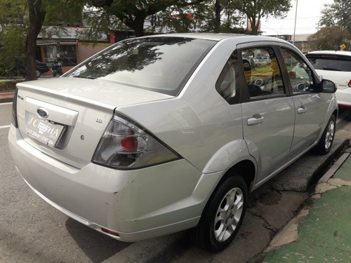 Fiesta Sedan 1.6 Mpi Class Sedan 8v Flex 4p Manual