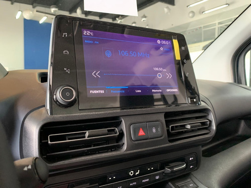 Imagen 7 de 14 de Peugeot Rifter Allure Pack Puretech 2022
