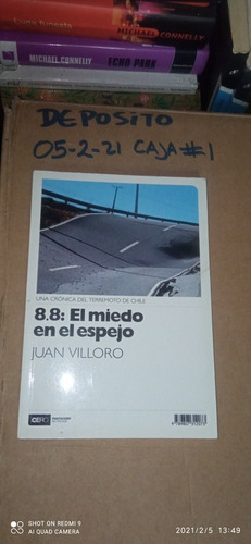 Libro 8.8: El Miedo En El Espejo. Juan Villoro