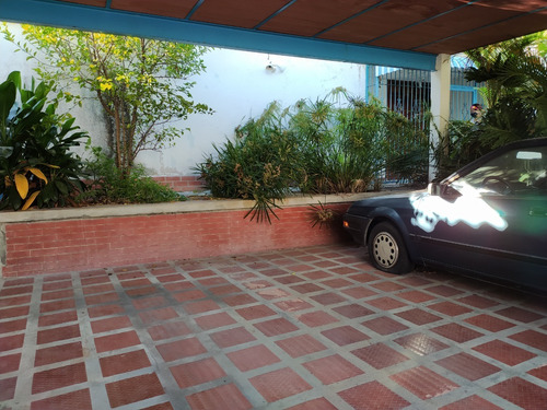 Imagen 11 de 13 de Casa Quinta En Los Rauseos En Venta, El Limon. 22-16380 Morel