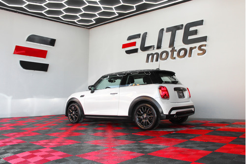 Mini Cooper Classic 2023
