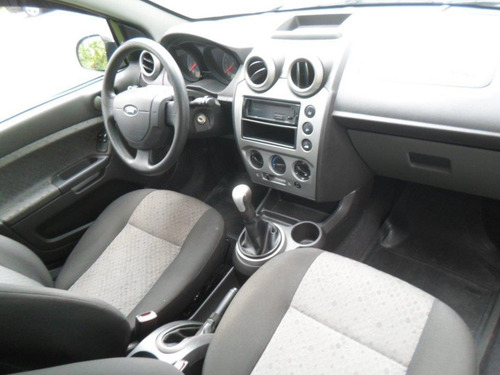 Ford Fiesta 1.6 Rocam Se Flex 5p