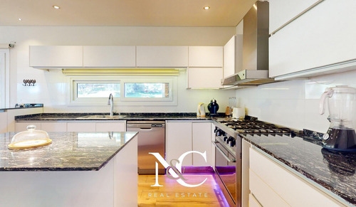 Casa En Venta En Costa Esmeralda