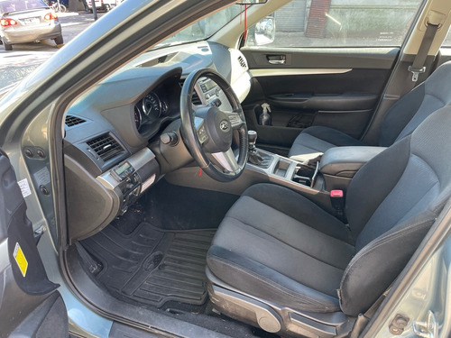 Subaru Outback 2.5 Awd 6mt Xs 173cv 2010