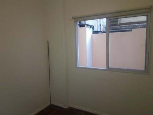 Imagen 6 de 10 de Depto 2 Amb Con Patio En Gascon 500, Almagro