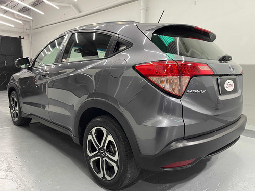Imagen 4 de 16 de Honda Hrv 1.8 Ex Cvt 1º Mano Impecable 66.000km Modelo 2017!