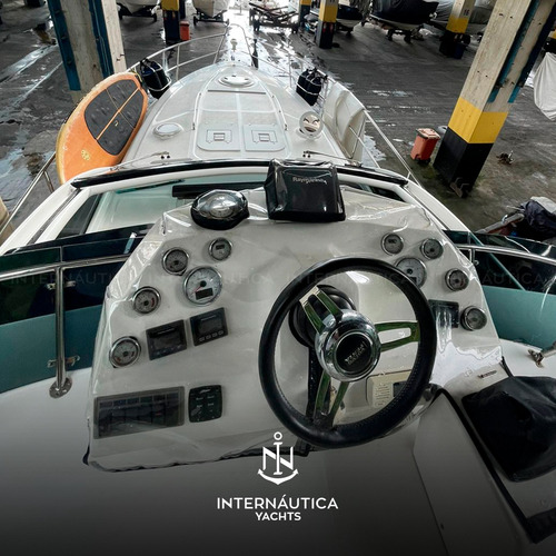 Lancha Cimitarra 440 Fly 2014 Phantom Schaefer Intermarine