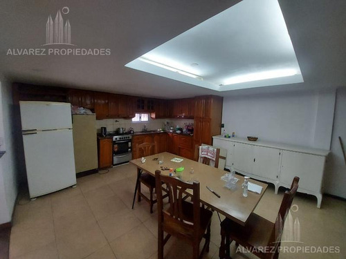 Imagen 15 de 30 de Casa 4 Ambientes Venta Villa Udaondo Ituzaingo