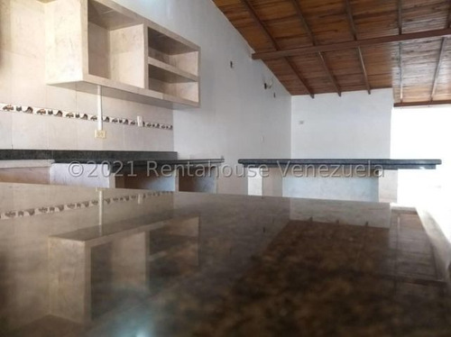 Imagen 7 de 13 de Casa En Venta Ubicada En La Urb. Campo Claro. Punto Fijo