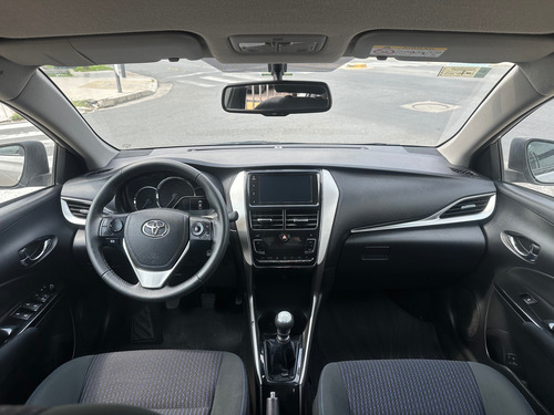 Toyota Yaris 1.5 107cv Xls Sedan