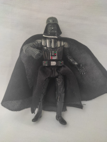 Darth Vader Lightsaber Attack Star Wars Hasbro 03 (Usado)