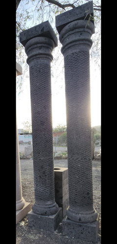 Columnas Tipo Muro Lloron De Cantera Negra Natural 2.67x30