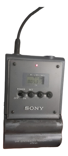 Sony Utx-b1 Uhf Synthesized Transmitter 805-375 Mhz (a44) (Usado)