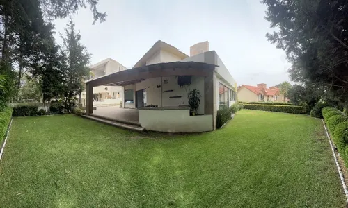 Vendo Casa En Club De Golf Valle Escondido Cod. Vv536